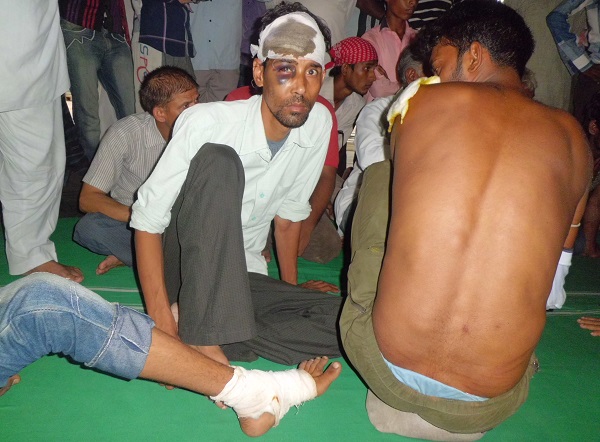people wounded in police attack in Tonk mosque