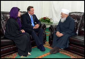 UK Prime Minister David Cameron along with Faiths Minister Baroness Warsi met Hazrat Allama Qamaruzzaman Azmi in Manchester