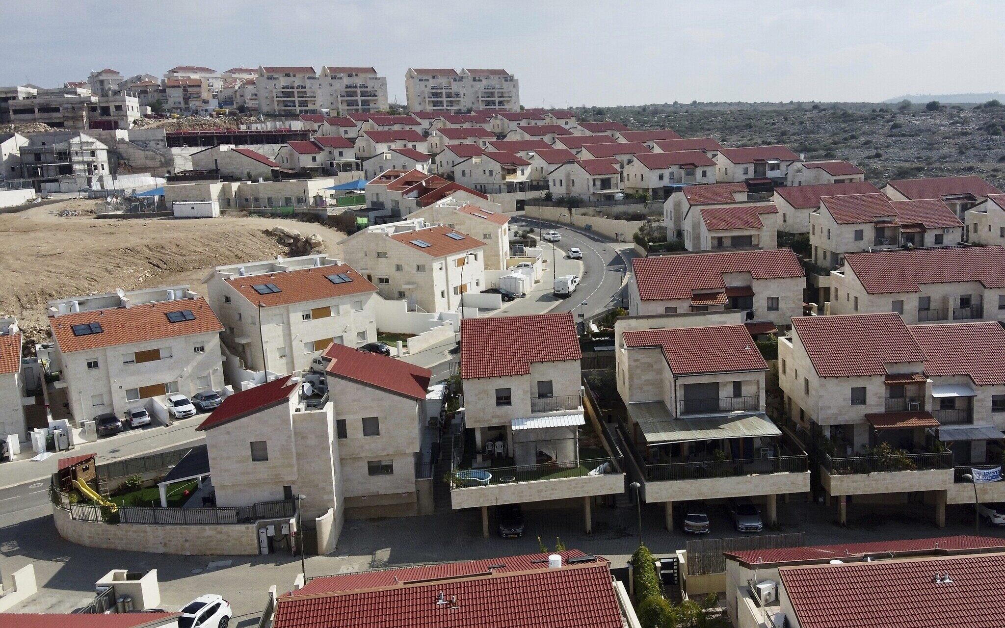 Israel built over 12,000 settlement units in Palestine in 2020 Muslim
