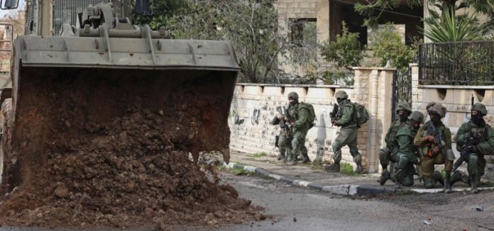 Israeli settlers have stepped up their attacks on Palestinian towns in recent days